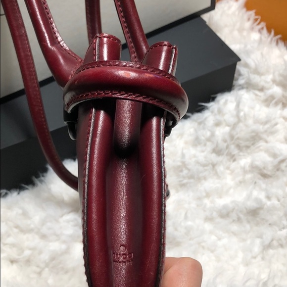 Deep red Gucci handbag w/ matching wallet - Picture 3 of 7